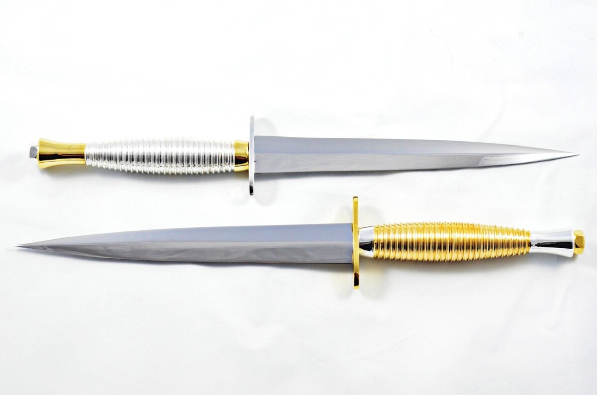 2025 Fairbairn Sykes Type 3 LIMITED COLLECTORS EDITION Silver & Gold Plated Commando Knife Made in Sheffield England - Image 2