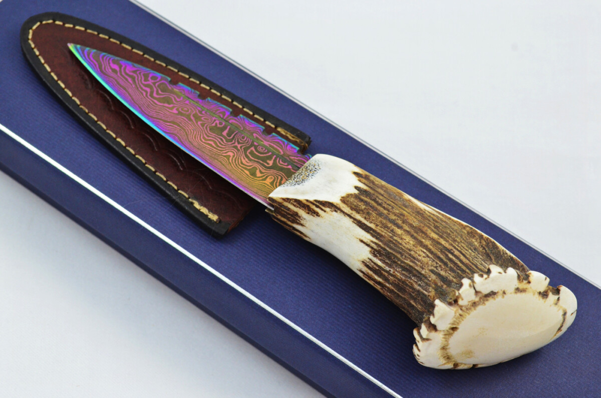 A Fantastic Genuine Stag Horn Handle Full Crown Heat Treated Damascus Steel Sgian Dubh Made in Sheffield England