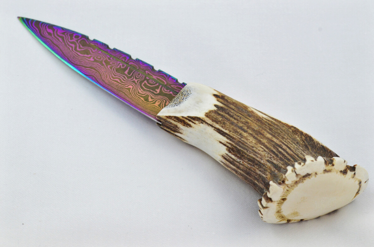 A Fantastic Genuine Stag Horn Handle Full Crown Heat Treated Damascus Steel Sgian Dubh Made in Sheffield England - Image 3