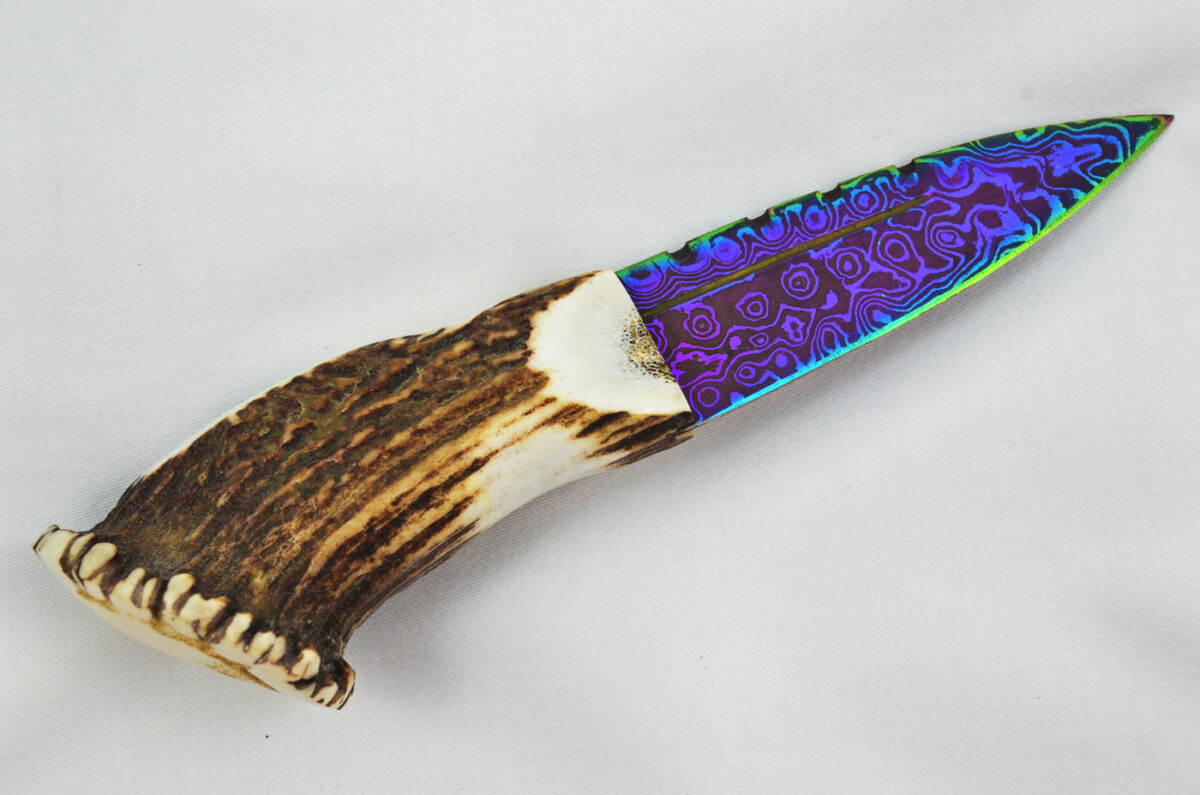 A Fantastic Genuine Stag Horn Handle Full Crown Heat Treated Damascus Steel Sgian Dubh Made in Sheffield England - Image 5