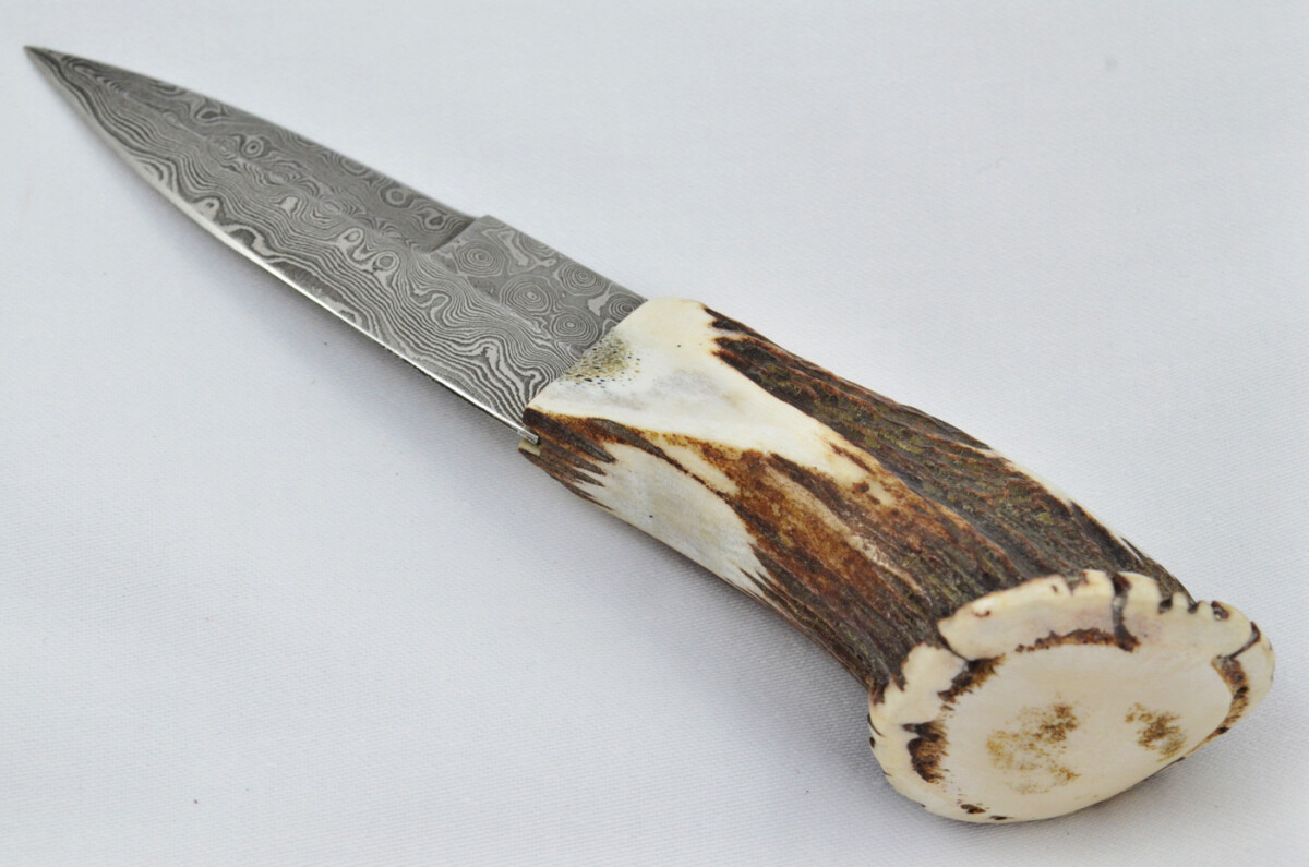 A Fantastic Handmade Genuine Stag Horn Full Crown Handle Damascus Steel Modern Blade Sgian Dubh Made in Sheffield England - Image 3