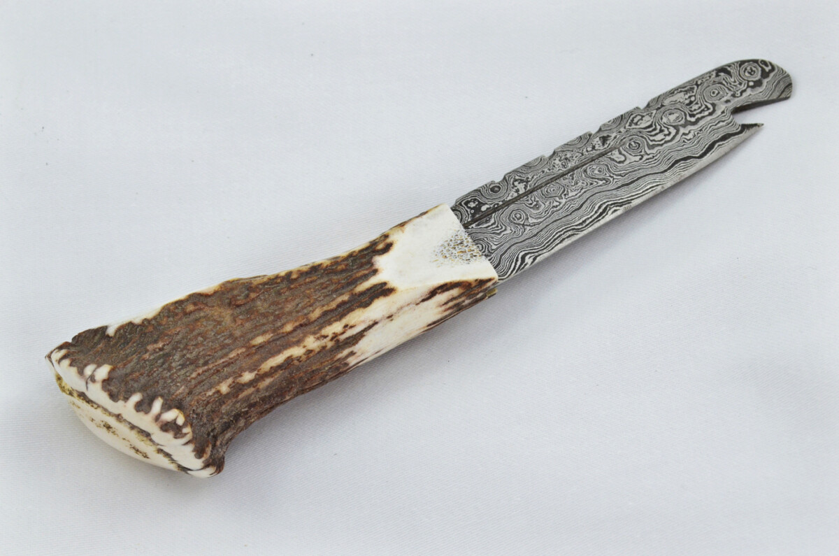 A Fantastic Handmade Genuine Stag Horn Full Crown Handle Damascus Steel Sgian Dubh Sgian Bru Made in Sheffield England - Image 8