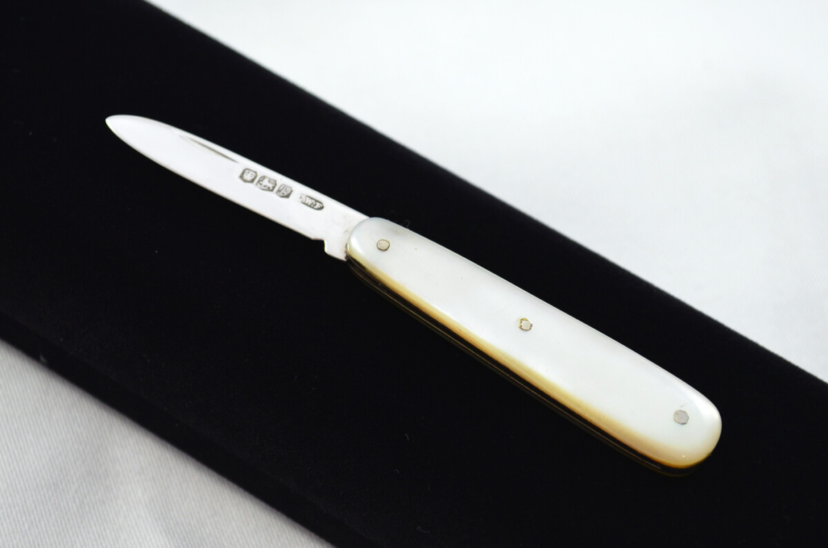 Sheffield Charles Fletcher Solid Silver Bladed Mother Of Pearl Scaled Pen/Fruit Knife 1924