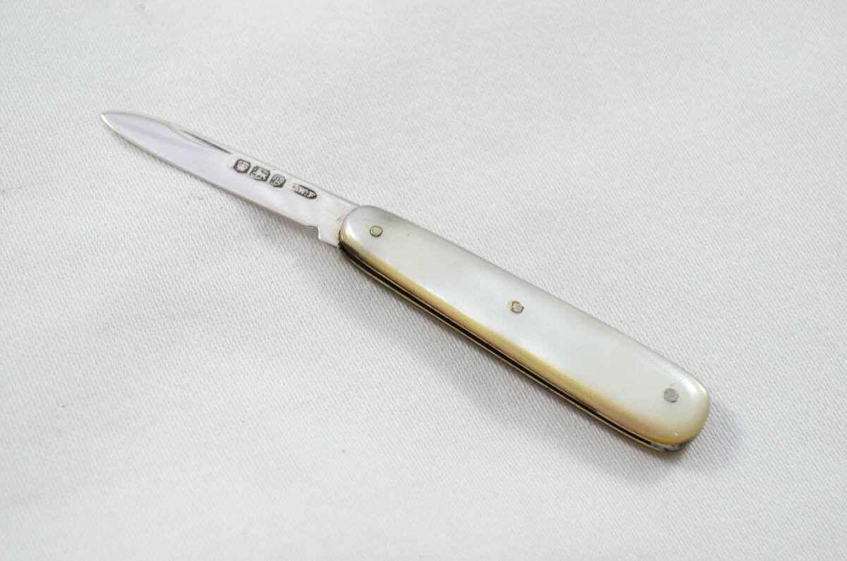 Sheffield Charles Fletcher Solid Silver Bladed Mother Of Pearl Scaled Pen/Fruit Knife 1924 - Image 2