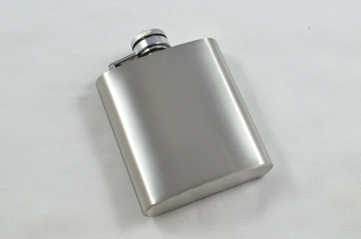 Handmade Stainless Steel Medium Hip Flask 3 oz With Funnel - Image 2