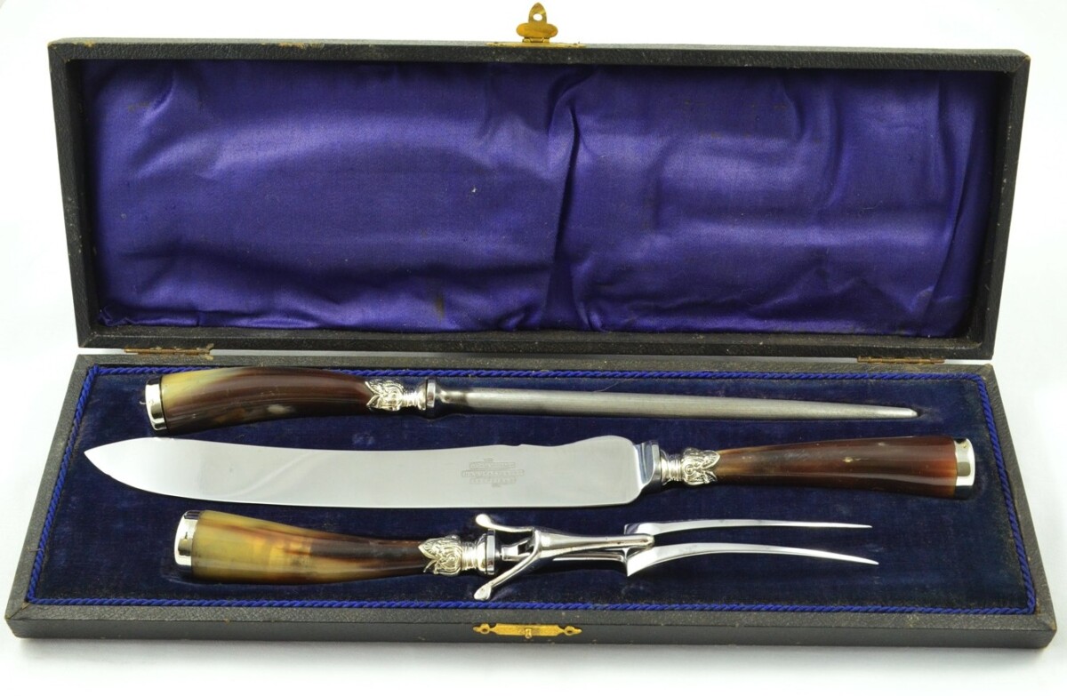 George Wood Sheffield Handmade 3 Piece Water Buffalo Horn Silver Plated Cap & Ferrule Carving Set c.1920