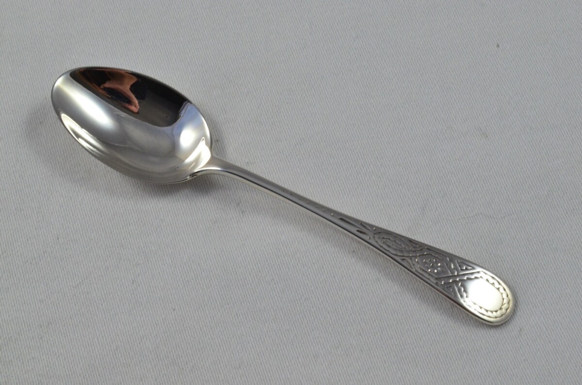 Glasgow Solid Silver Antique Christening Spoon - Irish Bright Cut - Made in 1898 - Presentation Case - Image 4