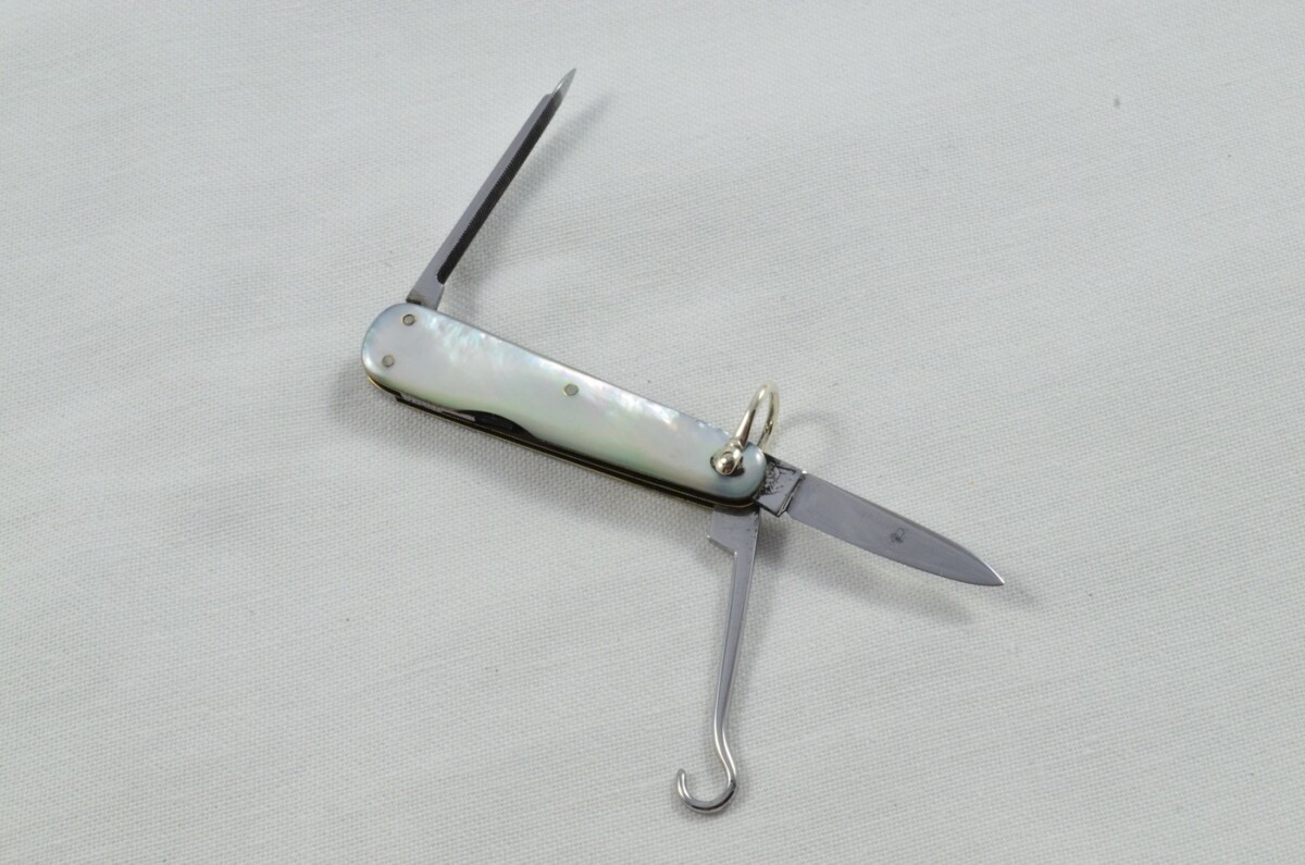 Antique 3 Piece Hand Restored Ladies Mother Of Pearl Pen/Pocket Knife c1960 - Sheffield - Green & Green - Image 4