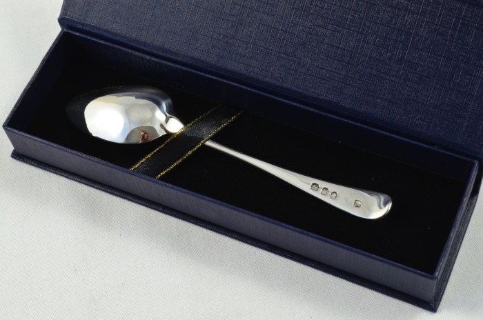 Sheffield Solid Silver Antique Christening Spoon - Old English Pattern - Made in 1810 - Presentation Case - Image 2