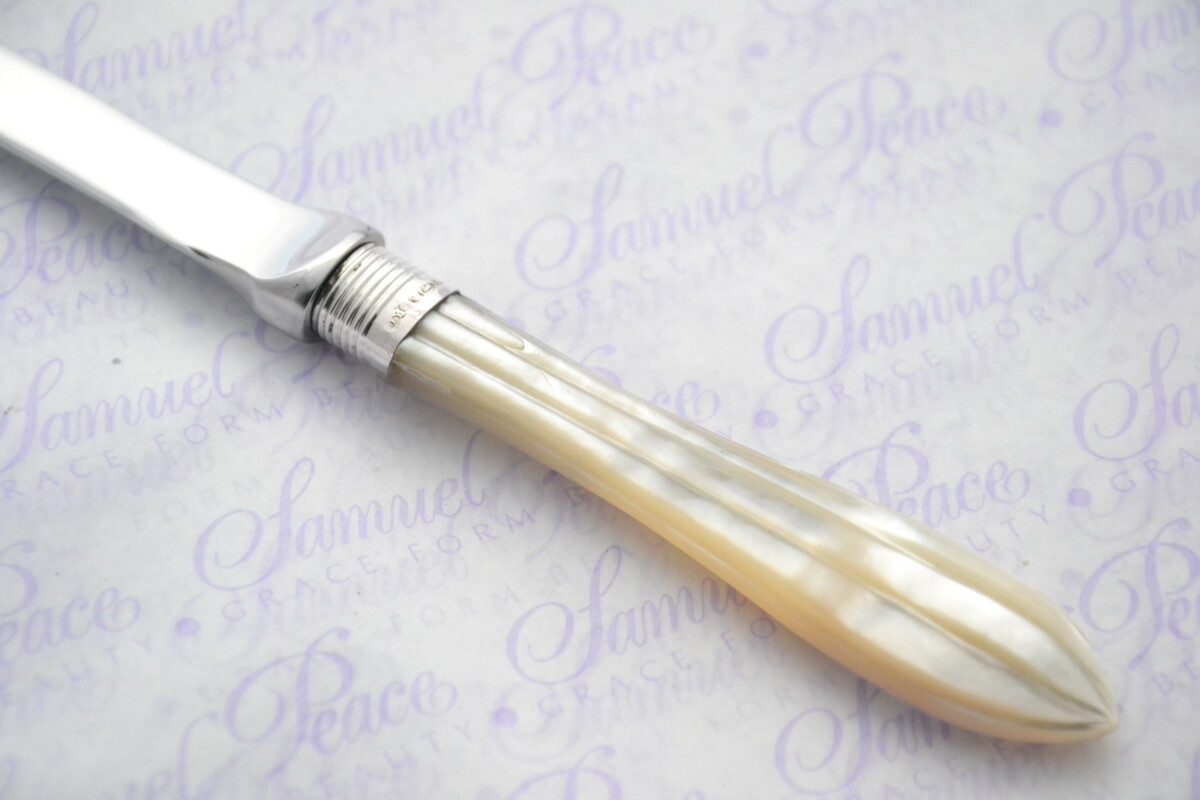 John Yates Pristine Mother of Pearl Sterling Silver Ferruled Letter Opener Sheffield 1918 Cased - Image 3