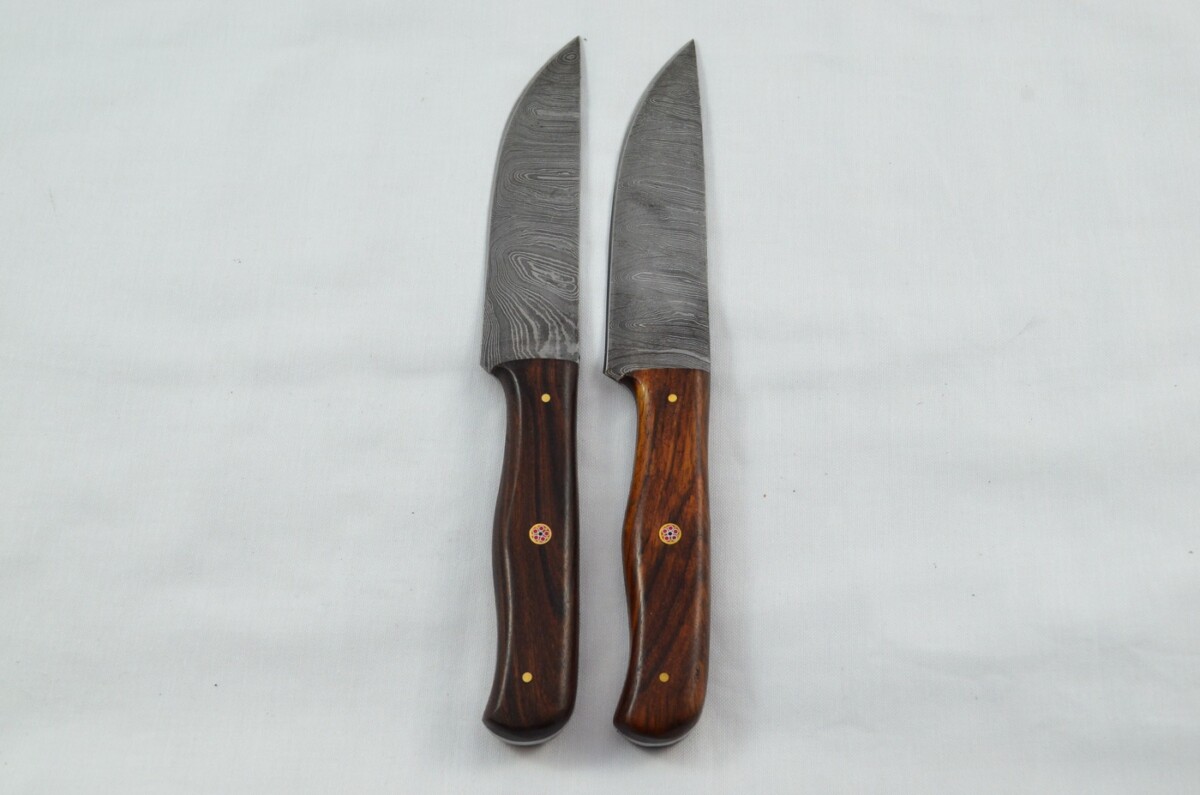 Two Huge Genuine Rosewood Handle Damascus Steel Steak Knives Boxed Made In Sheffield England