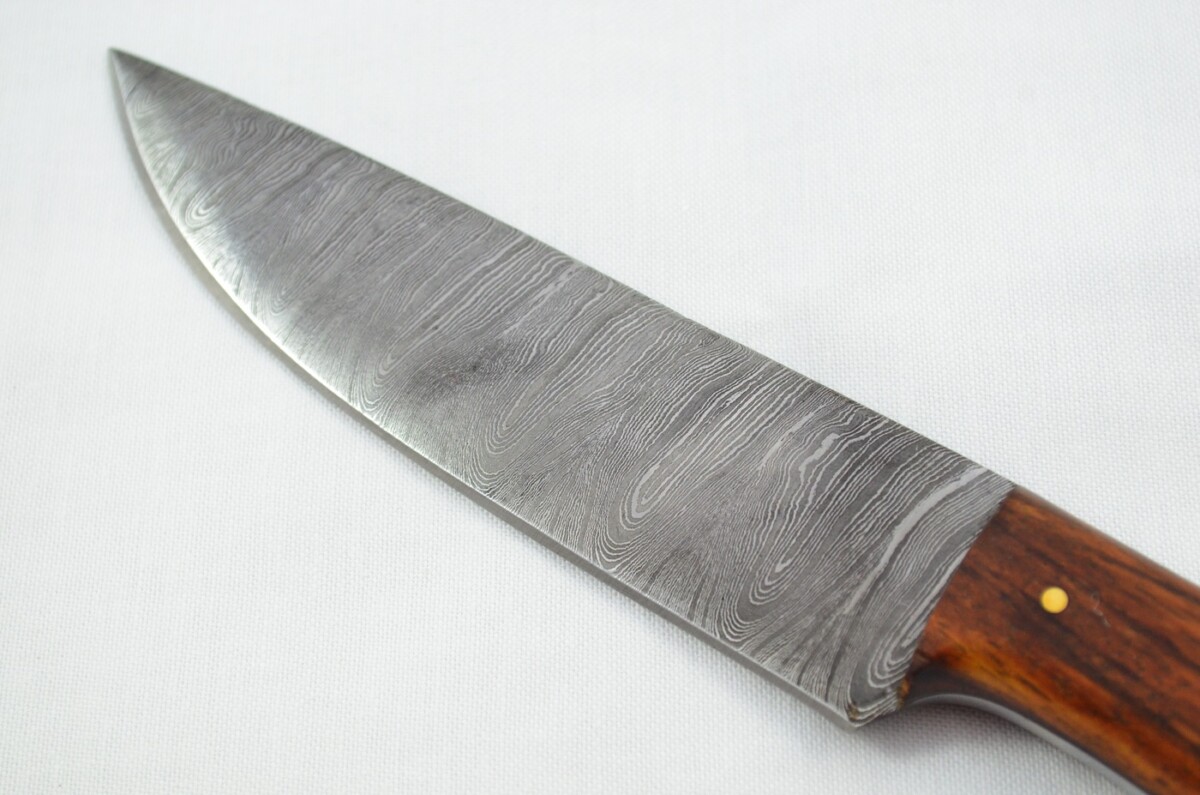 Four 4  Huge Genuine Rosewood Handle Damascus Steel Steak Knives Made In Sheffield England - Image 4