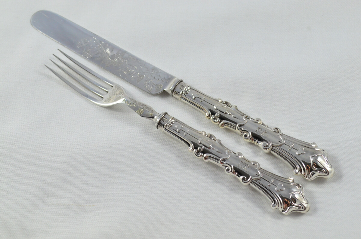 RARE Private Pattern 18 Pairs of Sterling Silver Knives & Forks Joseph Rodgers 1840 - Image 6