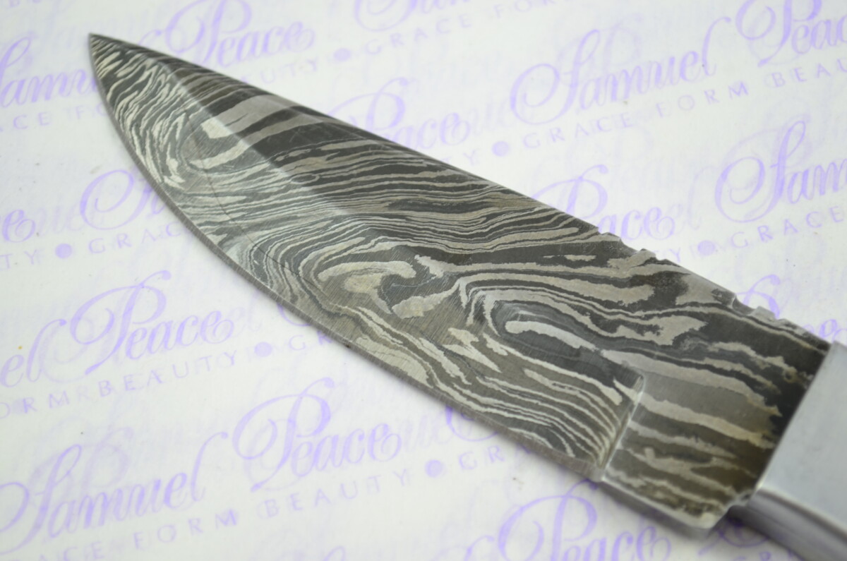 Full Scale Tang Damascus Steel Bowie  Buffalo Scales 5" Blade - Image 4
