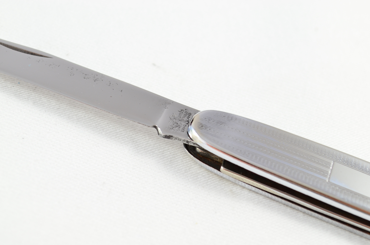 A Richards Stainless Steel Engine Turned Smoker's Pocket Pen Knife - Image 3