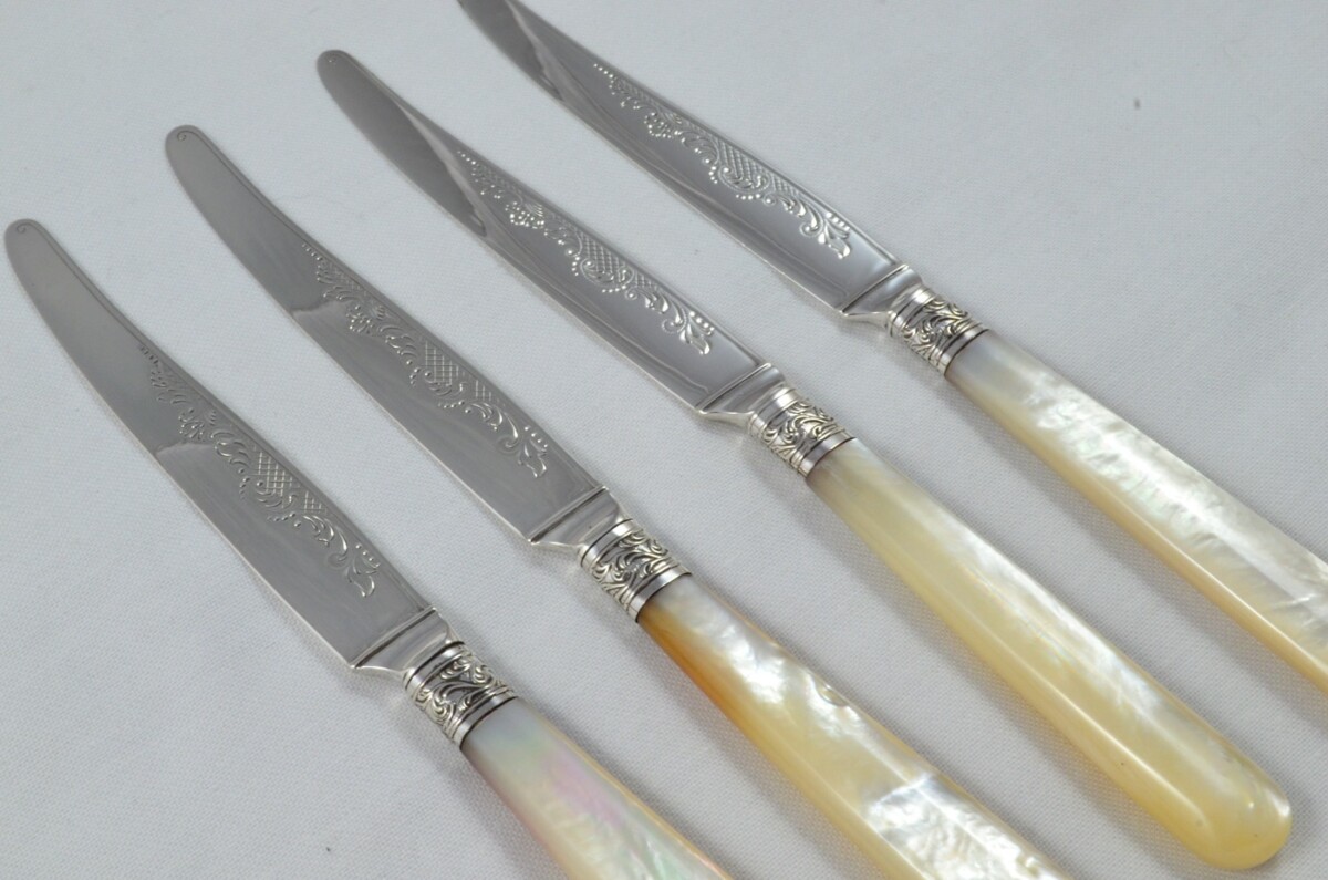 Mappin & Webb Set of 4 Solid Silver Knives & Forks with Mother Of Pearl Handles 1912 - Image 3