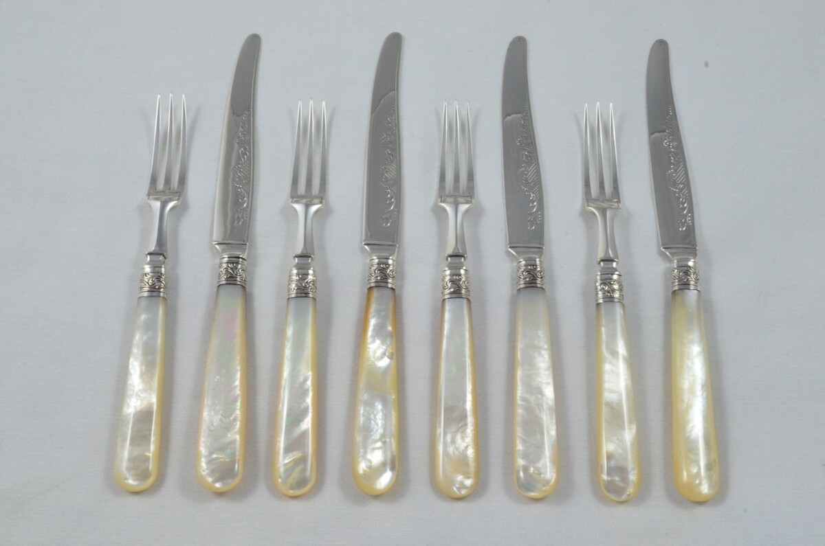 Mappin & Webb Set of 4 Solid Silver Knives & Forks with Mother Of Pearl Handles 1912