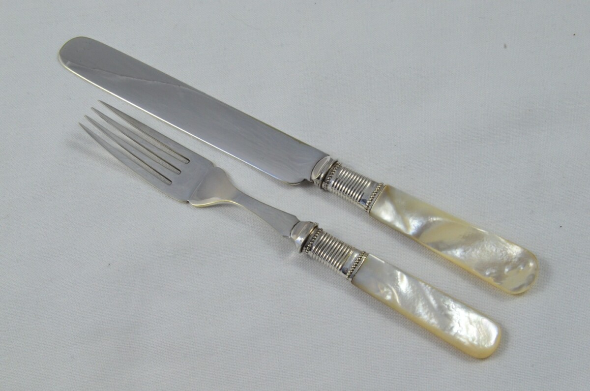 12  Knives & Forks with Mother Of Pearl Handles c.1900 - Image 5