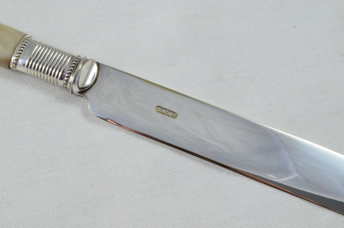 12  Knives & Forks with Mother Of Pearl Handles c.1900 - Image 6