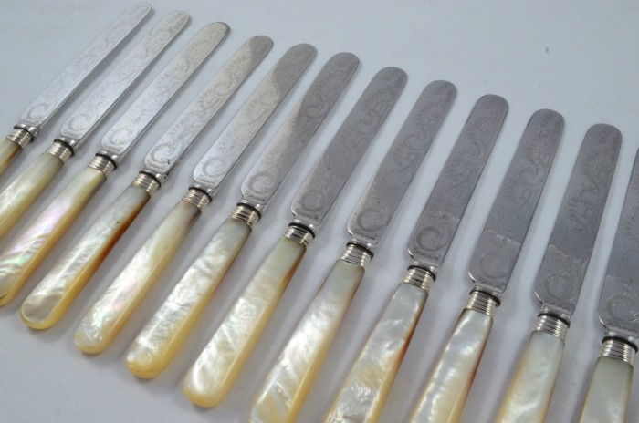 12 Knives & 12 Forks Hand Engraved Beautiful featuring Mother Of Pearl Handles c.1860 - Image 3