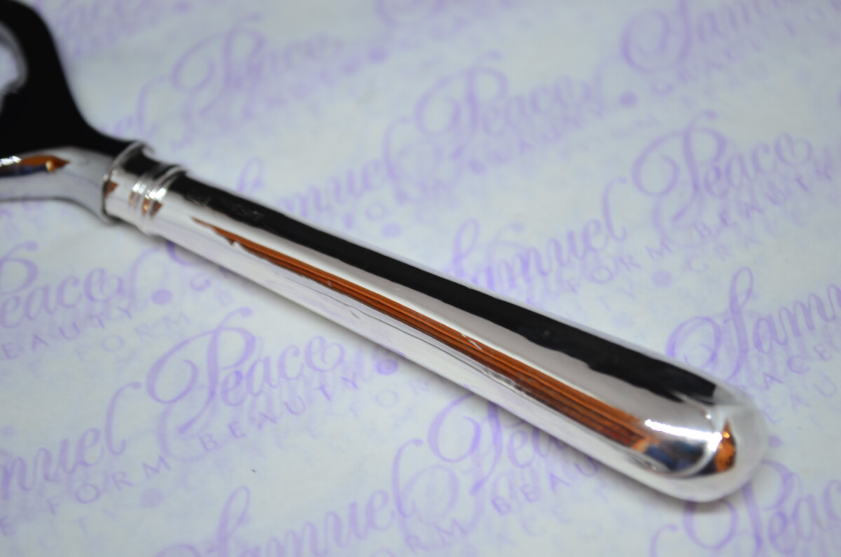 Henry Wigfall Old English Pip Pattern Sterling Silver Bottle Opener Sheffield 1916 - Image 2