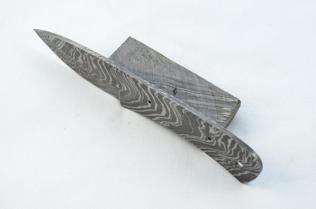 Knife Making Kit! Damascus Steel Hunting/Bushcraft/Skinning Knife Buffalo Scales Unbelievable Piece Pristine inc Leather Sheath - Image 8