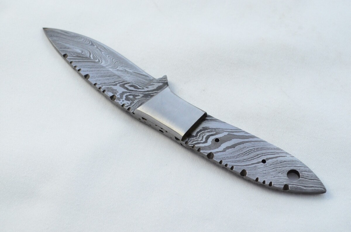 Knife Making Kit! Damascus Steel Small Hunting/Bushcraft/Skinning Knife Buffalo Scales Unbelievable Piece Pristine inc Leather Sheath - Image 5