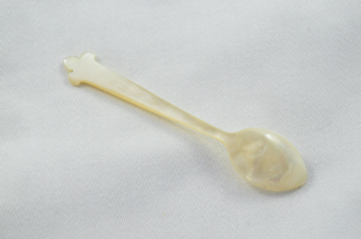 Pointed RARE Hand Carved Mother of Pearl Spoon - Image 3