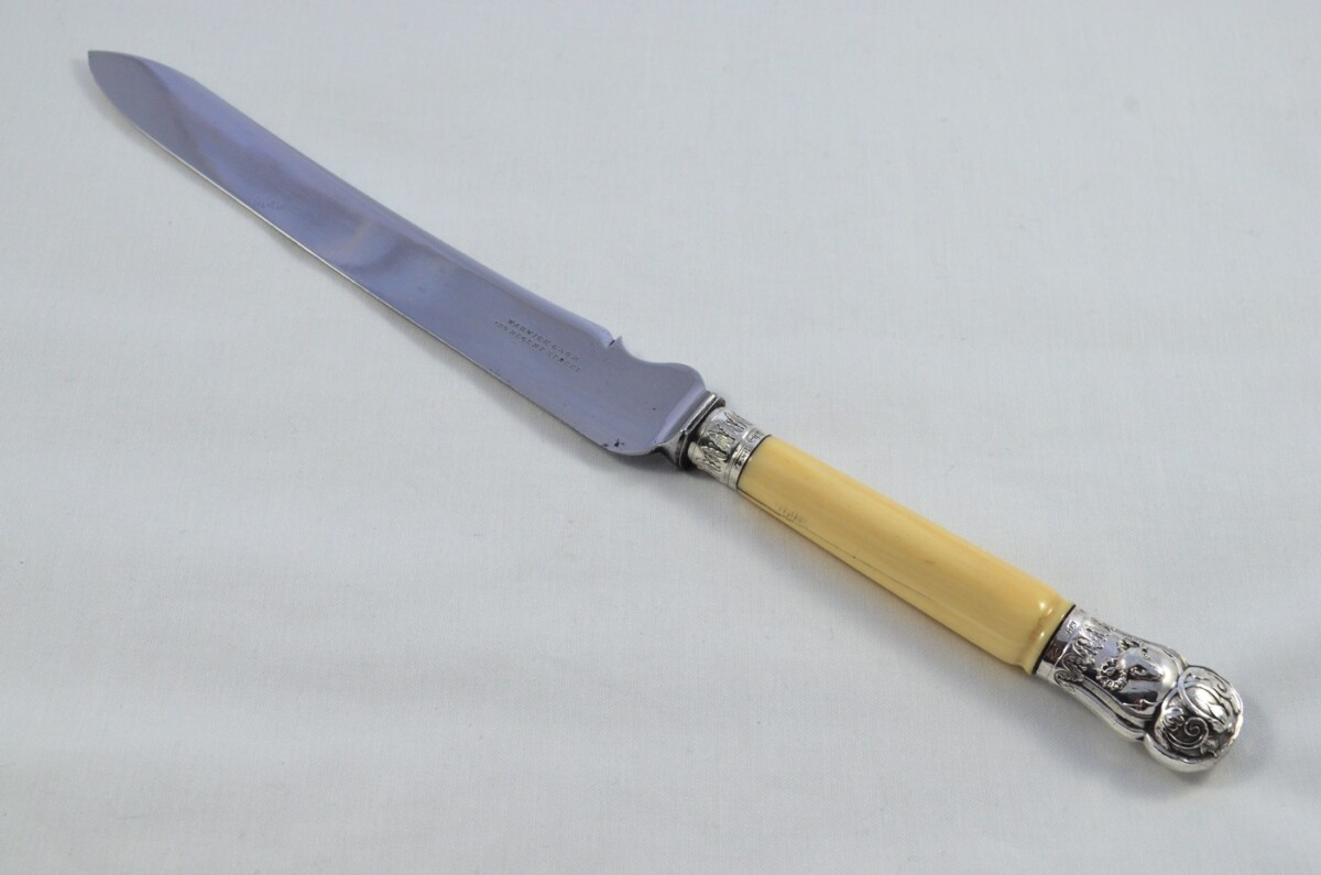 John Hunter Sterling Silver Capped and Ferruled Ivory Handled 3 Piece Carving Set Sheffield 1880 - Image 3