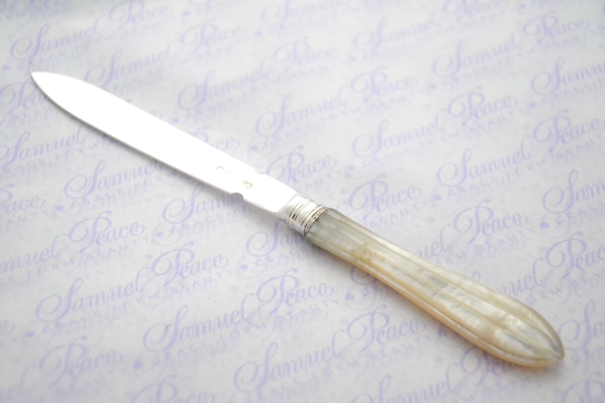 George Howson Pristine Mother of Pearl Sterling Silver Bladed Letter Opener Sheffield 1911 Cased - Image 2