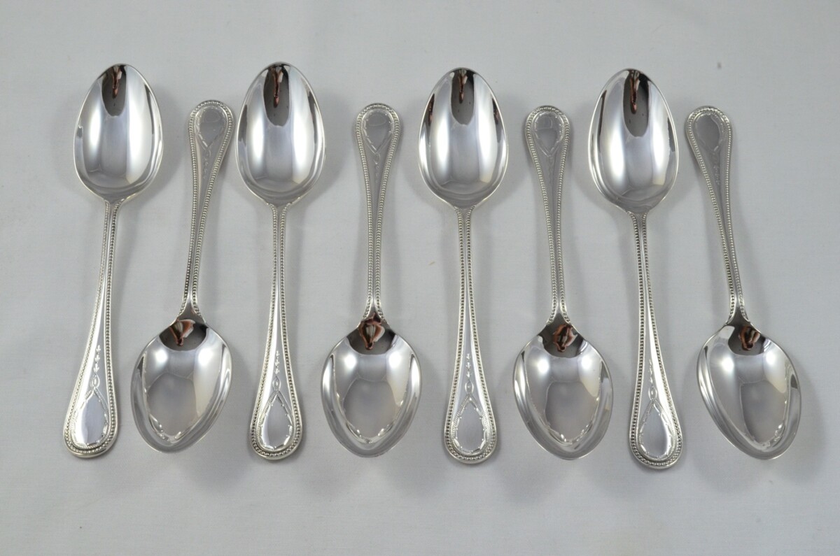 A Hester Bateman Canteen by Robert & Belk - Silver Plated - 64 Pieces - Made in Sheffield, England - Image 8