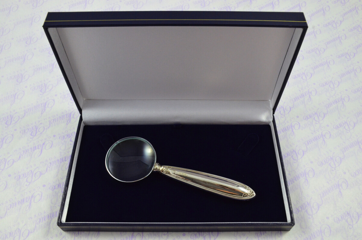 C.W Fletcher Laurel Pattern Sterling Silver Magnifying Glass Sheffield 1918 - Image 10