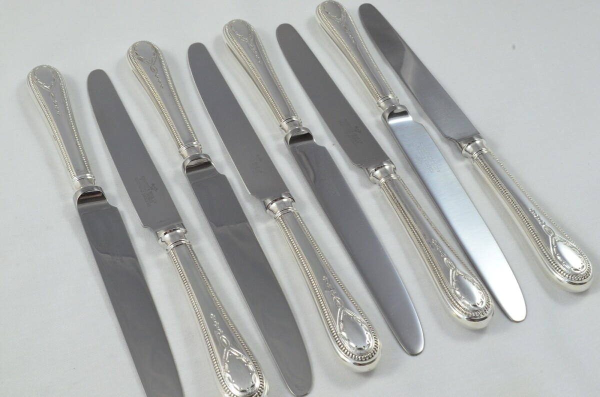 A Hester Bateman Canteen by Robert & Belk - Silver Plated - 64 Pieces - Made in Sheffield, England - Image 4
