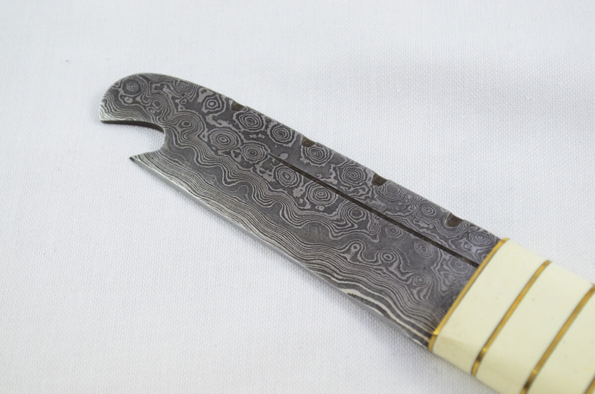New Fantastic Genuine Resin Handle Sgian Dubh Bottle Opener Damascus Steel Made in Sheffield England - Image 4