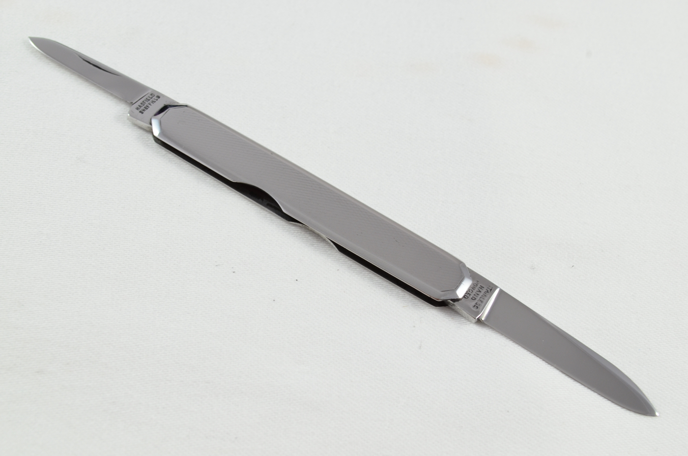A Hadfield, Sheffield Engine Turned Stainless Steel Pocket Pen Knife - Image 5