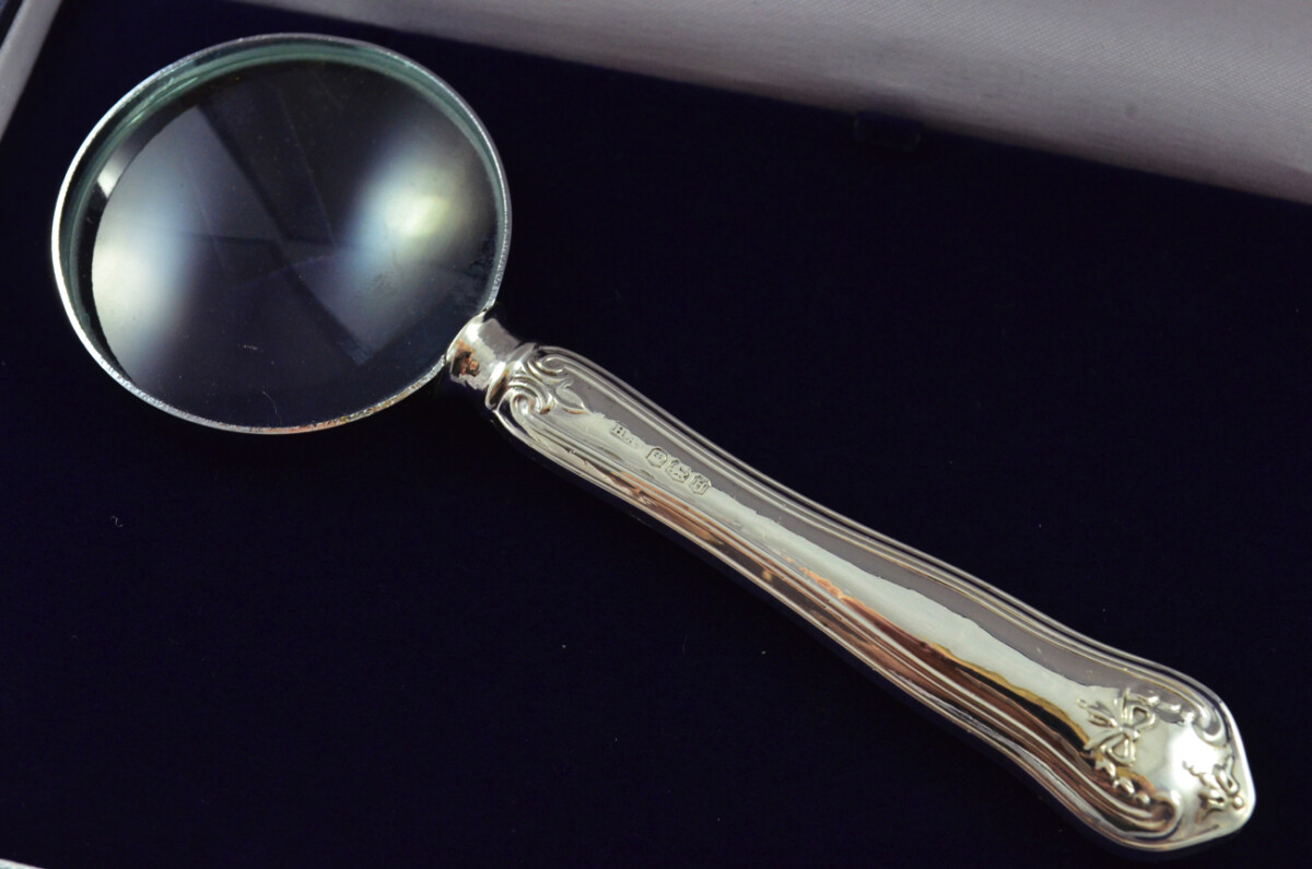 Atkin Bros Floral Bell Pattern Sterling Silver Magnifying Glass Sheffield 1950 - Image 2