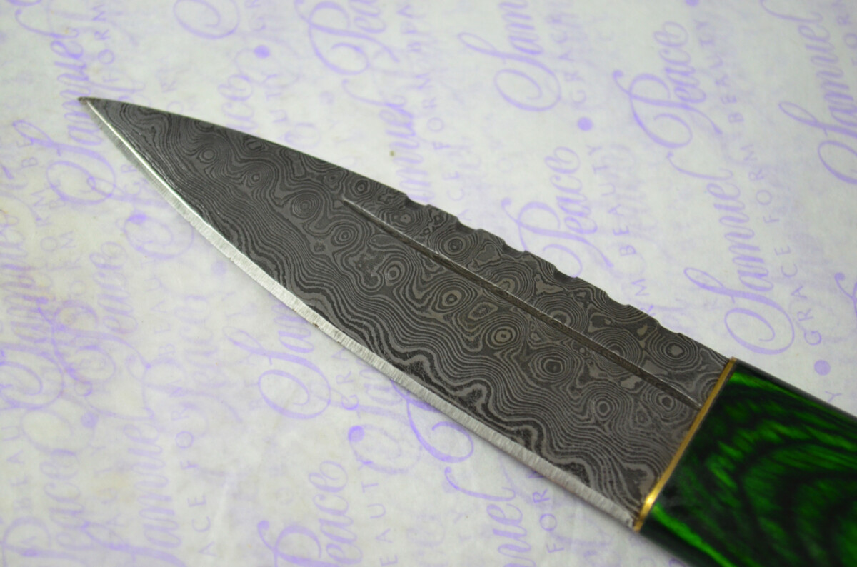 New Fantastic Coloured Pakkawood Sgian Dubh Damascus Steel Superior Sheath inc Presentation Box - Image 4