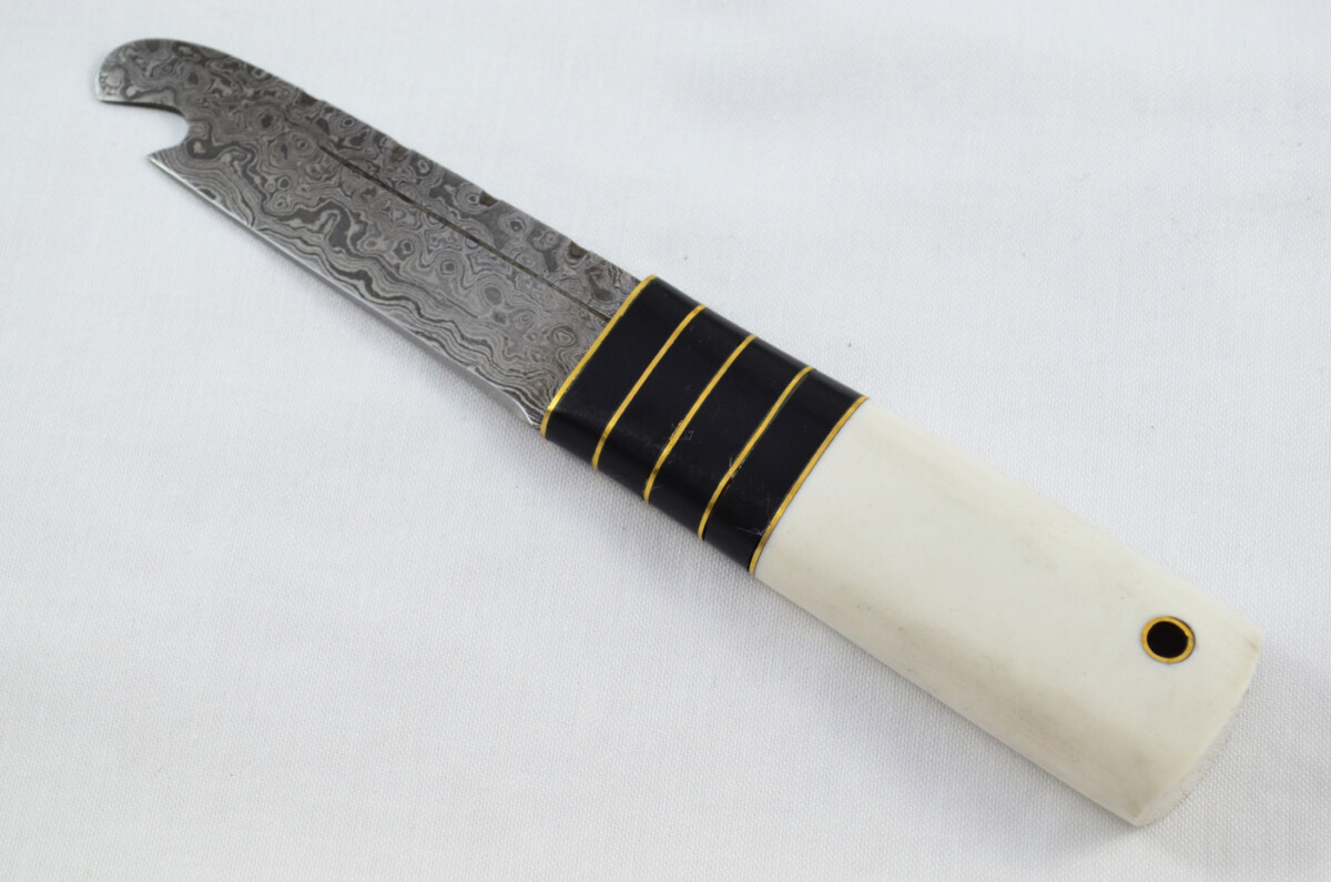 New Fantastic Genuine Resin Handle Sgian Dubh Bottle Opener Damascus Steel Made in Sheffield England - Image 2