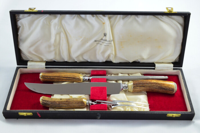 Beautiful Sheffield Handmade Authentic Stag Antler Horn Handled 3 Piece Carving Set