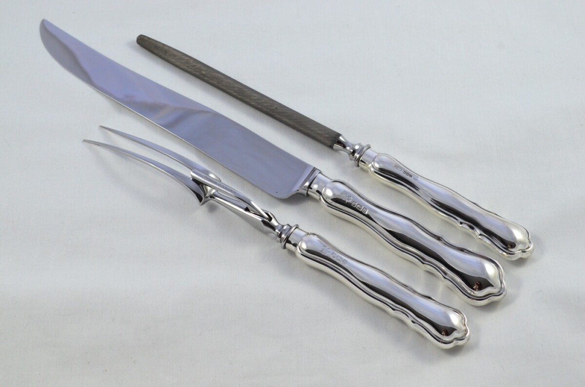 Incredibly RARE Harrods Cased Sterling Silver Handled 3 Piece Carving Set Old Chippendale Pattern 1976 - Image 2