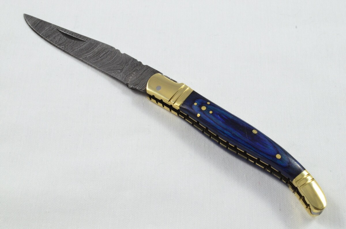 A Brand New Laguiole Style Folding / Pen Knife Blue Laminate Wood Scales - Damascus Steel Blade - Image 3