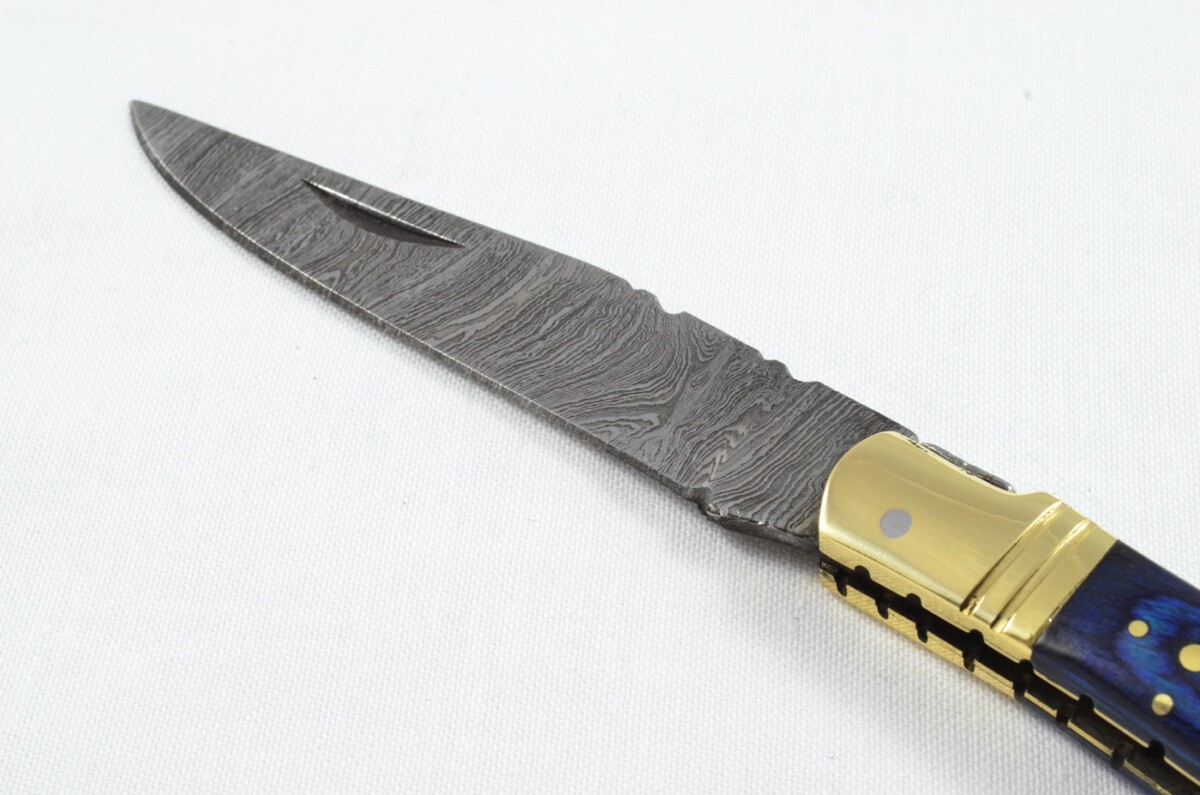 A Brand New Laguiole Style Folding / Pen Knife Blue Laminate Wood Scales - Damascus Steel Blade - Image 8