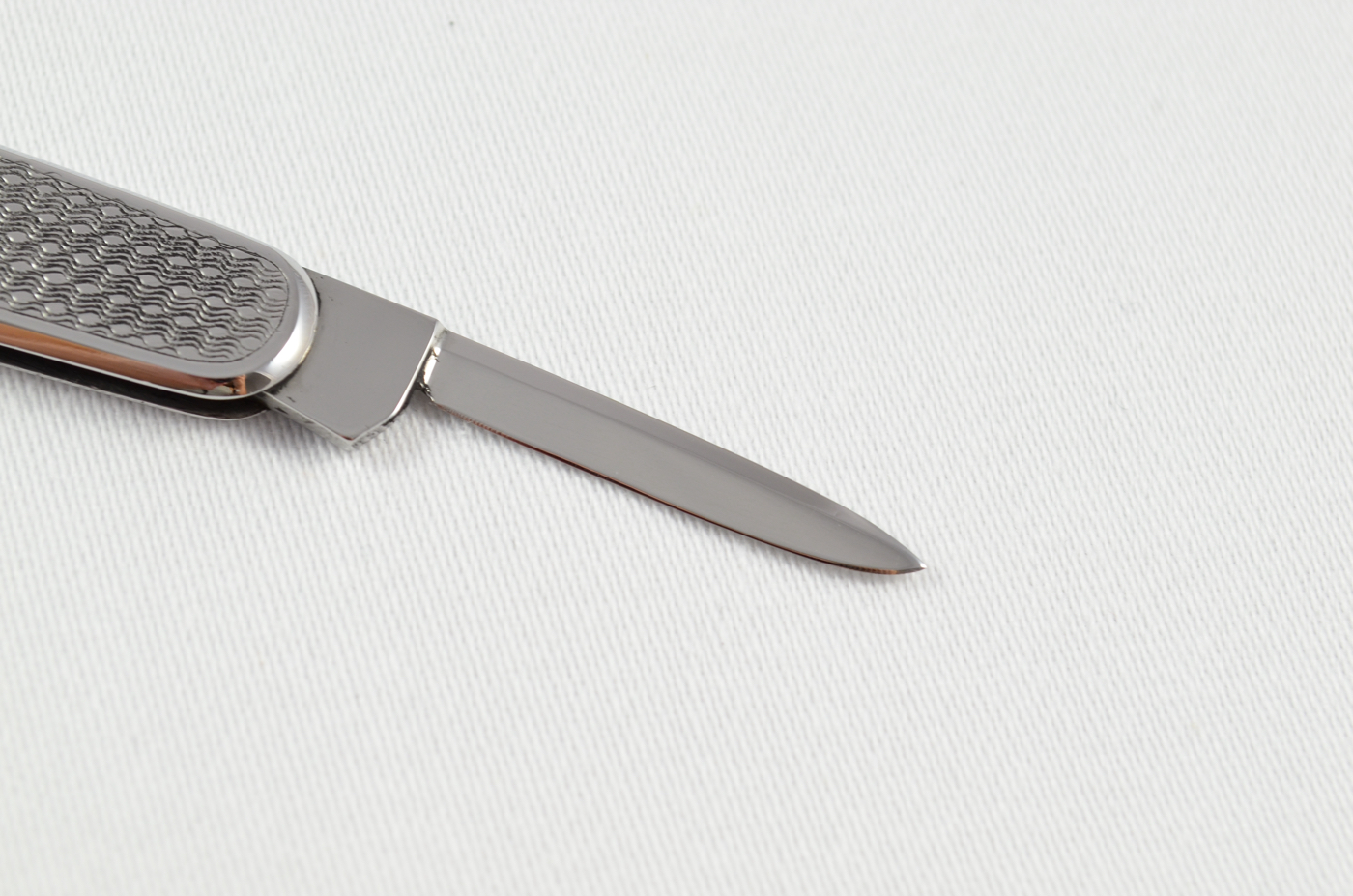 A George Wostenholme Engine Turned Stainless Steel Pocket Pen Knife Sheffield - Image 4