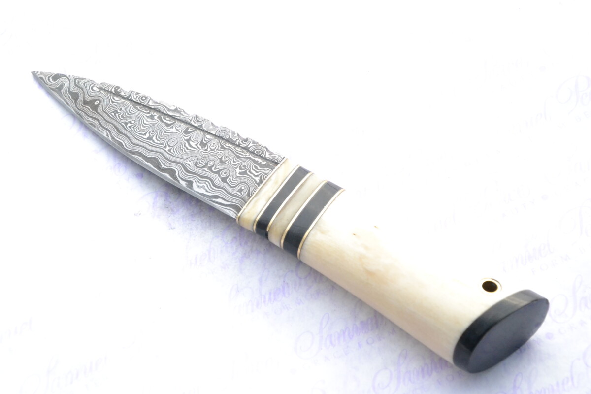 New Fantastic Genuine Camel Bone and Buffalo Handle Sgian Dubh Damascus Steel Made in Sheffield England Superior Sheath inc Presentation box - Image 2
