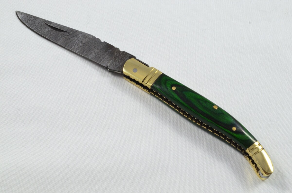 A Brand New Laguiole Style Folding / Pen Knife Green Laminate Wood Scales - Damascus Steel Blade - Image 3
