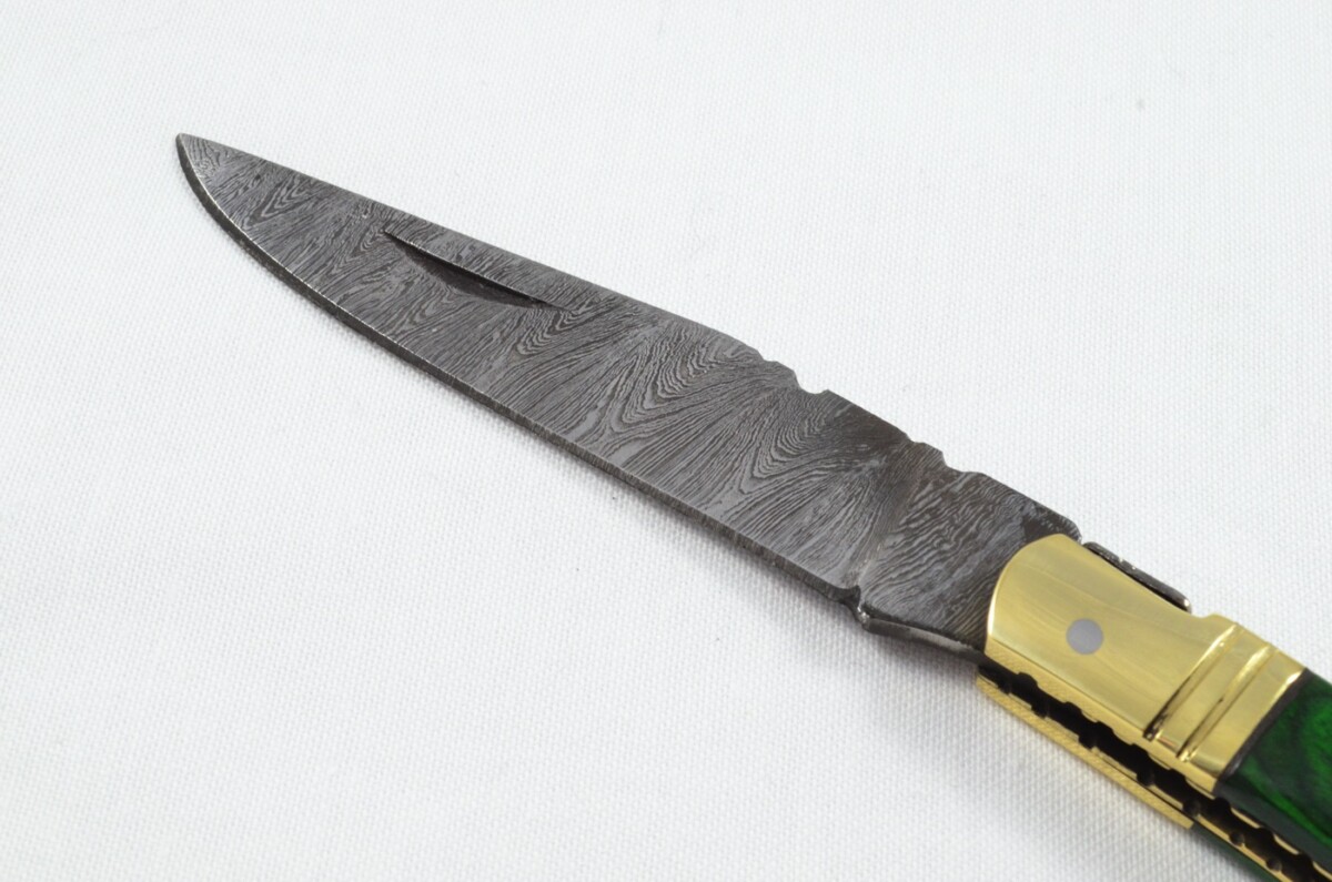 A Brand New Laguiole Style Folding / Pen Knife Green Laminate Wood Scales - Damascus Steel Blade - Image 5