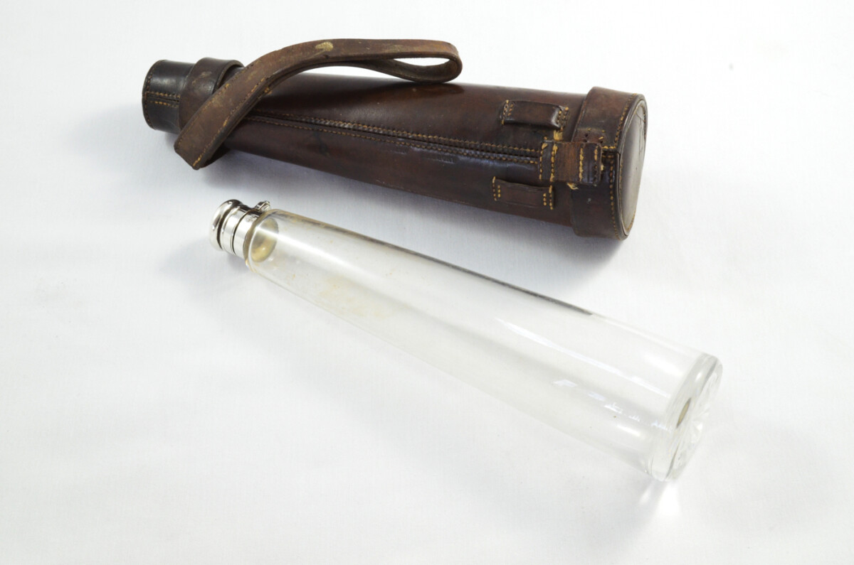 1880 James Dixon & Sons RARE Antique Equestrian Water Flask & Sandwich Box - Original Leather Cases - Image 4