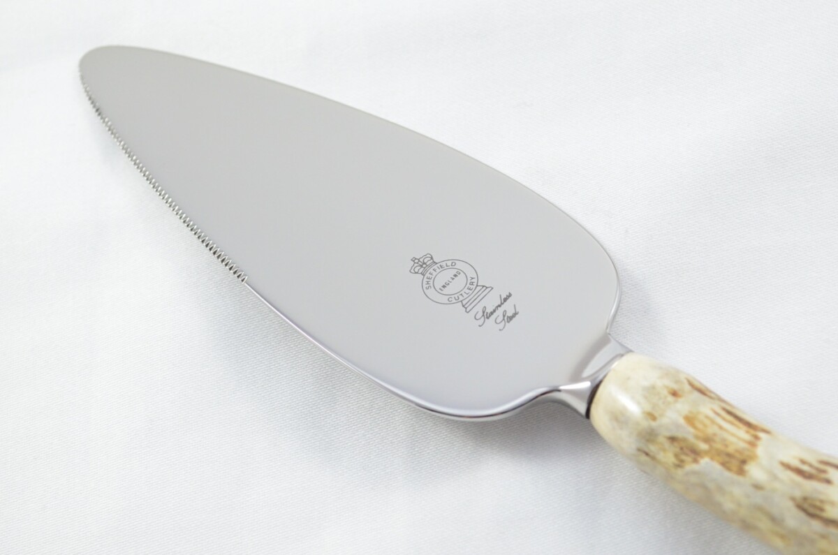 Genuine Roe Deer Stag Horn Antler Handled Pie Cake Gateaux  Knife Made in Sheffield England - Image 3
