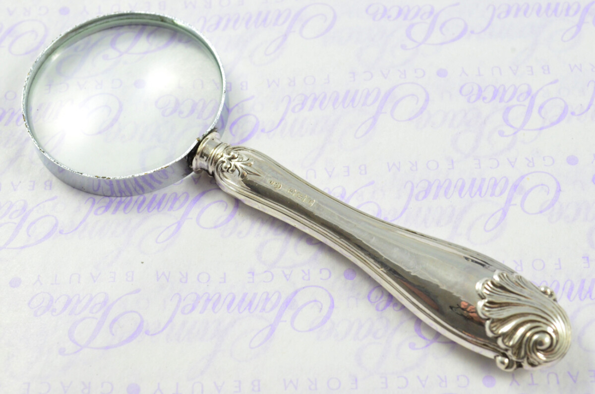 John Round Long Shell Pattern Sterling Silver Magnifying Glass Sheffield 1908 - Image 2