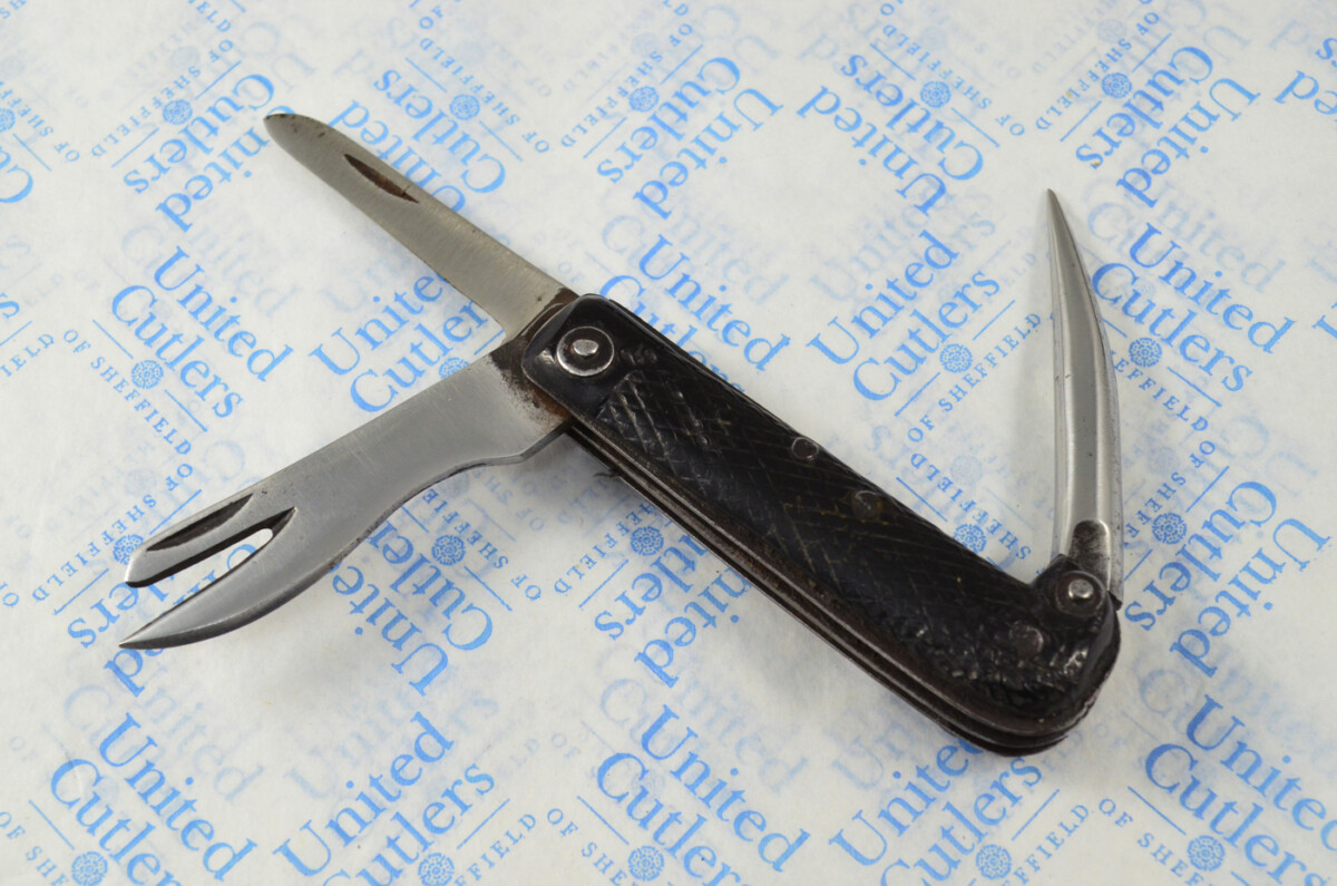 Antique British WWII Army Issue Jack Knife Anonymous Made in Sheffield England